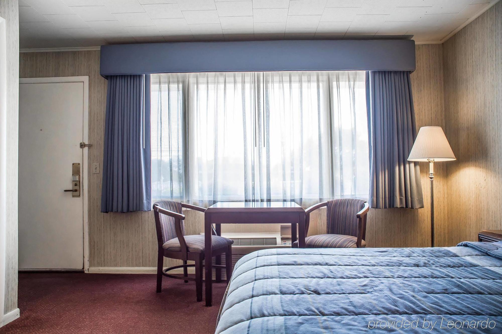 Rodeway Inn Marshall Manor Horseheads Extérieur photo